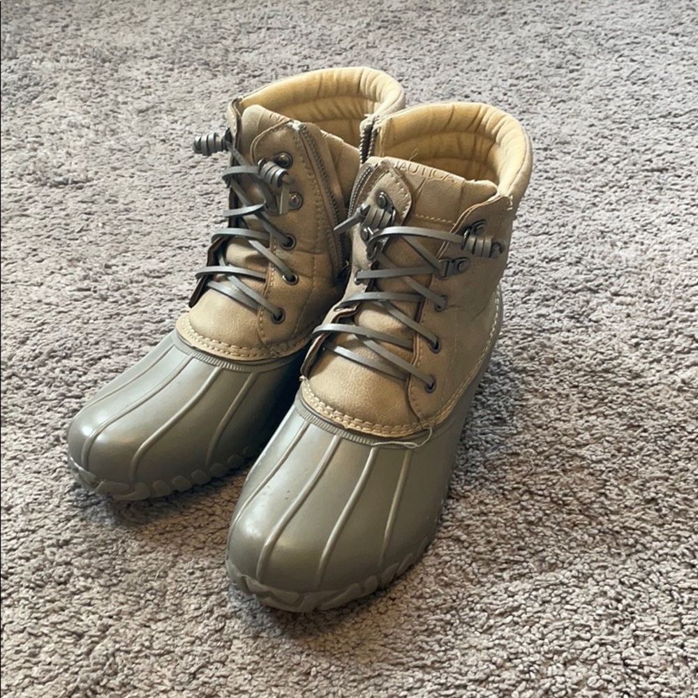 Nautica duck boots